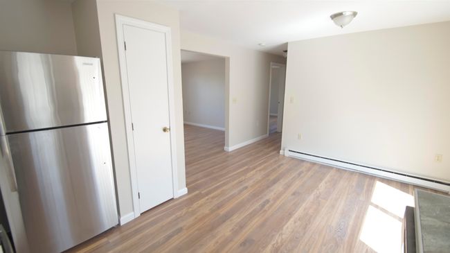 APT-3 - 2 Wells Village Cir, Home with 2 bedrooms, 1 bathrooms and null parking in Sandown NH | Image 7