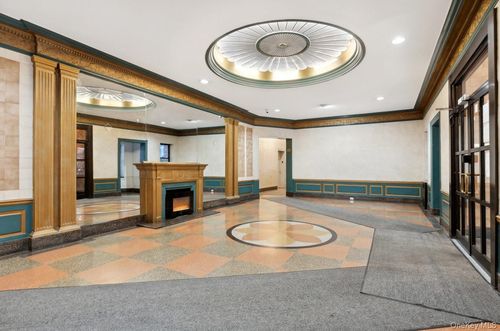 apt-1b-76 35th Ave, Jackson Heights, NY, 11372-4613 | Card Image