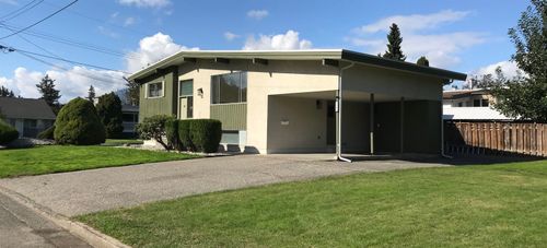 8560 Cramer Dr, Chilliwack, BC, V2P5H5 | Card Image