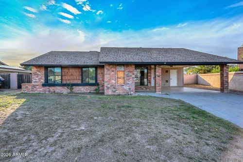 1719 W Yukon Dr, Phoenix, AZ, 85027-3552 | Card Image