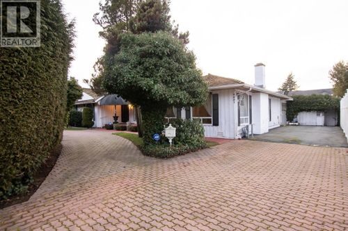 4631 Garry St, Delta, BC, V4K2T2 | Card Image