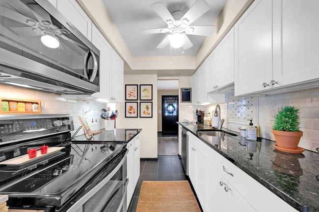6655 Andersonville Rd, Condo with 2 bedrooms, 3 bathrooms and null parking in Clarkston MI | Image 4