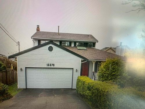 15576 Buena Vista Ave, White Rock, BC, V4B1Z2 | Card Image