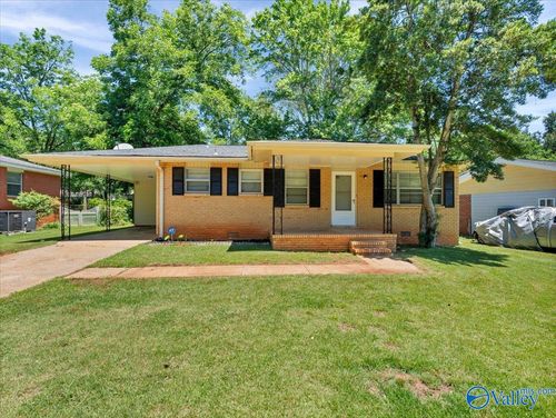 3018 Holiday Dr Sw, Huntsville, AL, 35805-4925 | Card Image