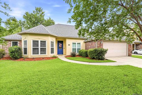 37076 Cobblestone Ave, Geismar, LA, 70734-3233 | Card Image
