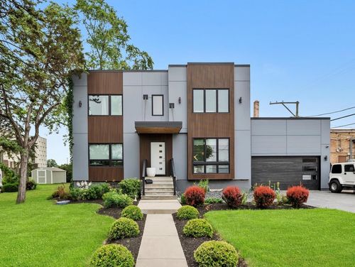 9 N Lavergne Ave, Northlake, IL, 60164-1619 | Card Image