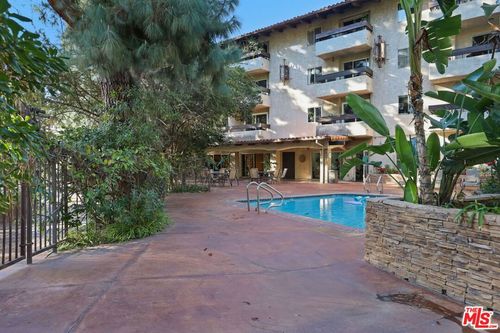 apt-2216-2700 Cahuenga Blvd E, Los Angeles, CA, 90068-2147 | Card Image