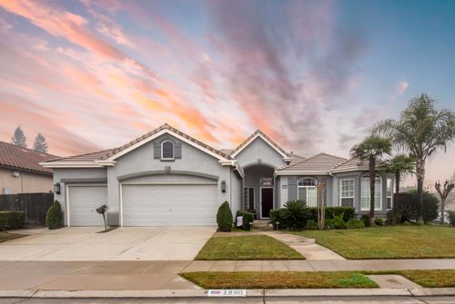 1890 N Hornet Ave, Clovis, CA, 93619-7410 | Card Image