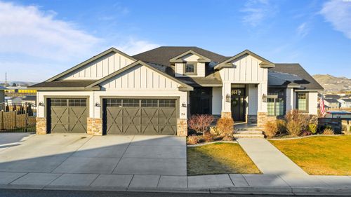 754 S Pittsburgh, Kennewick, WA, 99336 | Card Image