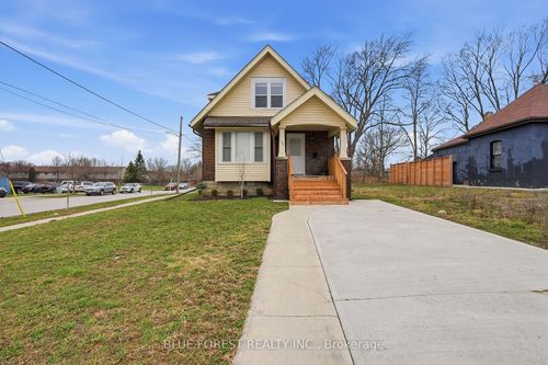 178 Thompson Rd, London, ON, N5Z2Y8 | Card Image