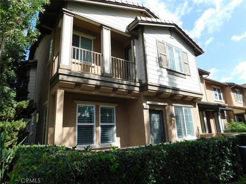 3061 N Juneberry St, Orange, CA, 92865-5001 | Card Image