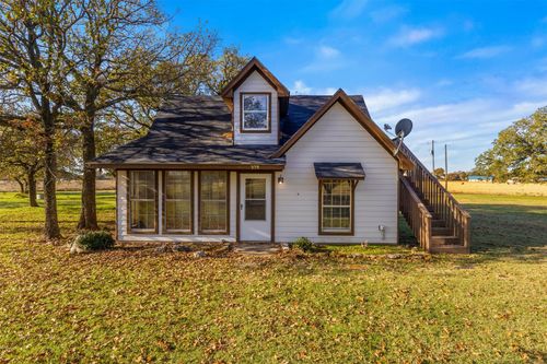 239 Cundiff Crafton Rd, Chico, TX, 76431-3434 | Card Image