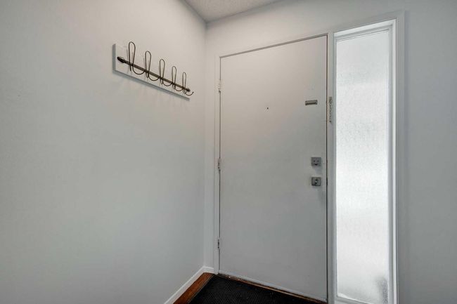 56 - 2300 Oakmoor Drive Sw, Townhouse with 3 bedrooms, 1 bathrooms and 1 parking in Calgary AB | Image 13