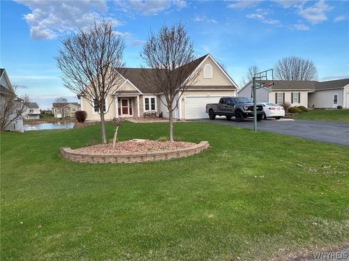 6180 Lillypond Way, Ontario, NY, 14519-8620 | Card Image