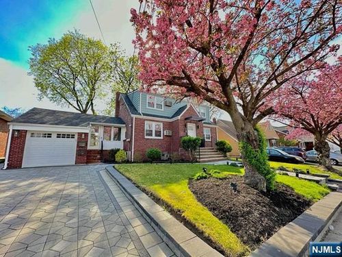 120 Union St, Lodi, NJ, 07644-3227 | Card Image