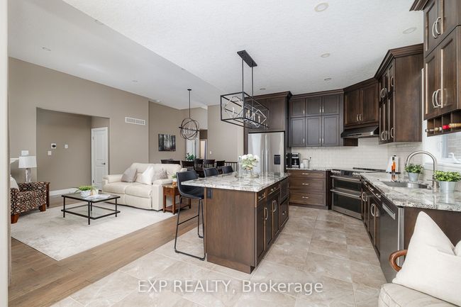 86 Forbes Cres, House other with 5 bedrooms, 3 bathrooms and 4 parking in Listowel ON | Image 9