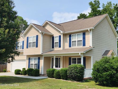 105 Daleview Ct, Richlands, NC, 28574-5335 | Card Image