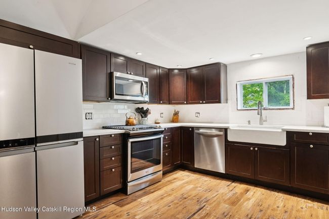 18 Railroad Ave, House other with 5 bedrooms, 2 bathrooms and null parking in Tannersville NY | Image 17