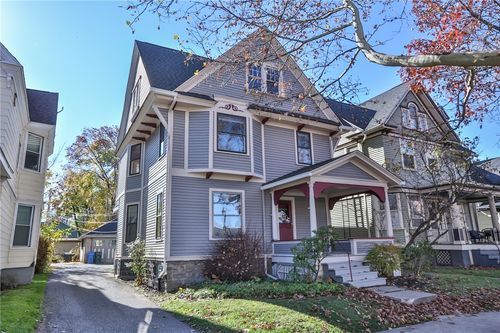 down-739 University Ave, Rochester, NY, 14607-1225 | Card Image