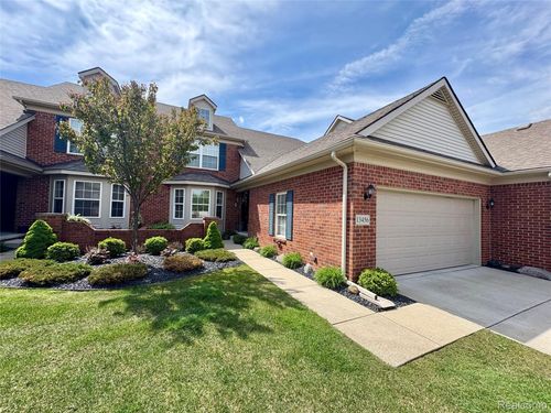 13456 Shire Ln, Southgate, MI, 48195-3179 | Card Image