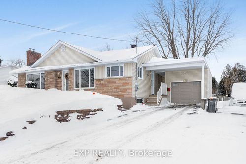 430 Lafleche Rd, Hawkesbury, ON, K6A1M9 | Card Image