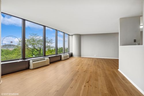 405-505 N Lake Shore Dr, Chicago, IL, 60611 | Card Image