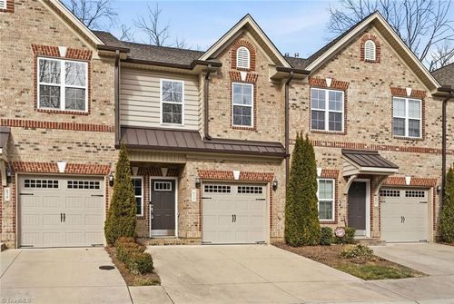 882 Silver Leaf Dr, Winston Salem, NC, 27103-5395 | Card Image