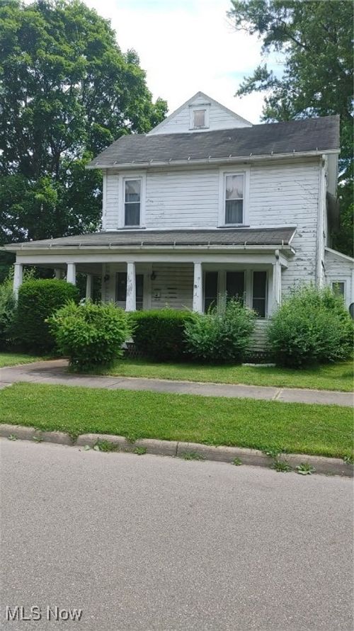 541 E Canal St, Newcomerstown, OH, 43832-1205 | Card Image