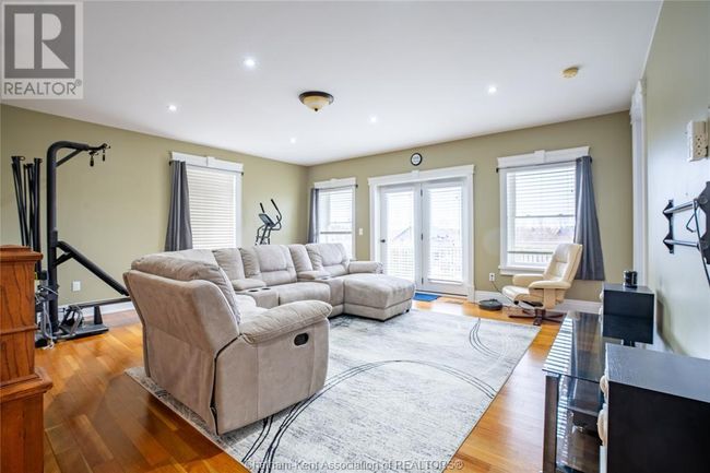 8545 Water St, House other with 5 bedrooms, 6 bathrooms and null parking in Cedar Springs ON | Image 24