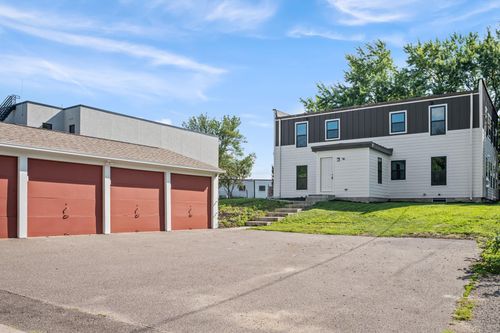 3379 Brownlow Ave, Saint Louis Park, MN, 55426-4237 | Card Image
