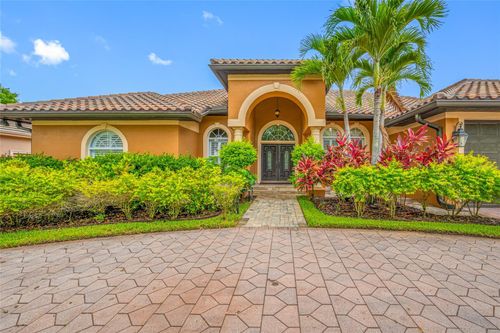 7888 Bayou Club Blvd, SEMINOLE, FL, 33777-3034 | Card Image