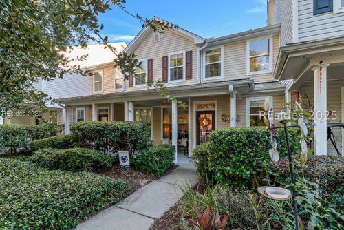 41 8th Ave, Bluffton, SC, 29910-7675 | Card Image