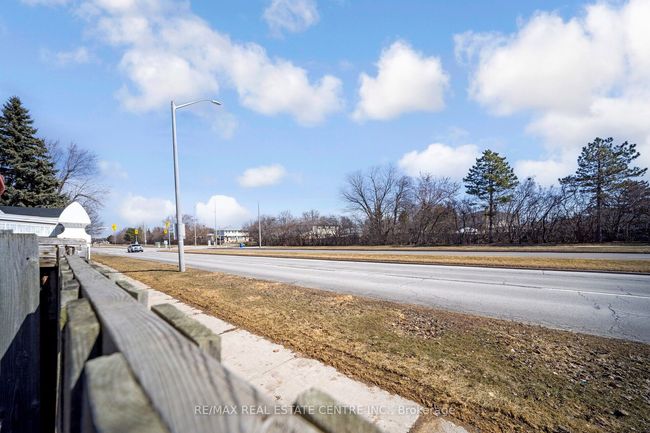 24 Jackman Dr, House other with 5 bedrooms, 2 bathrooms and 5 parking in Brampton ON | Image 47