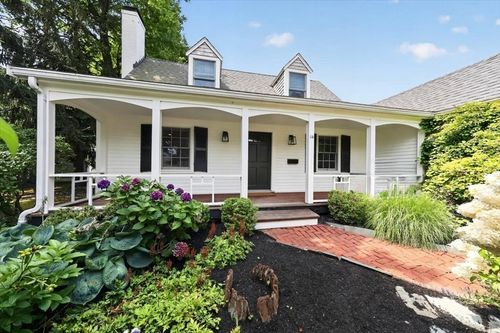14 Bradley Woods Dr, Hingham, MA, 02043-1724 | Card Image
