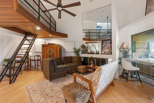 apt-237-8200 Neely Dr, Austin, TX, 78759-8561 | Card Image