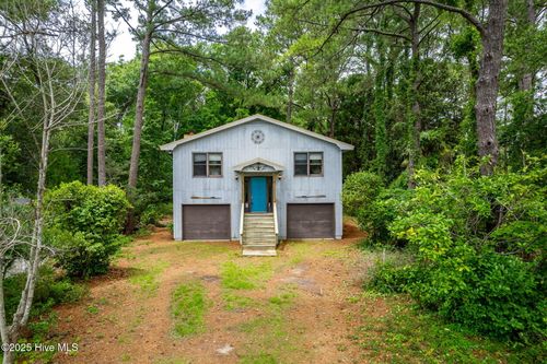 107 Cottonwood Ct, Pine Knoll Shores, NC, 28512-6303 | Card Image