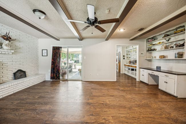 403 N Baugh St, House other with 3 bedrooms, 2 bathrooms and null parking in Alvarado TX | Image 10