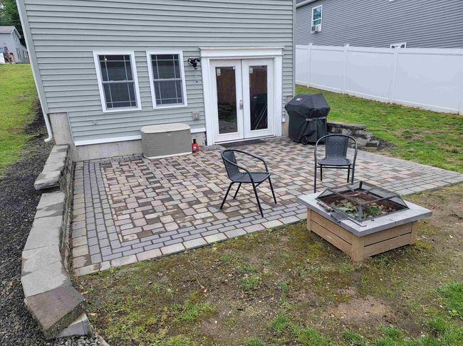 42.5 Hillside Ave, House other with 3 bedrooms, 2 bathrooms and null parking in Derry NH | Image 19
