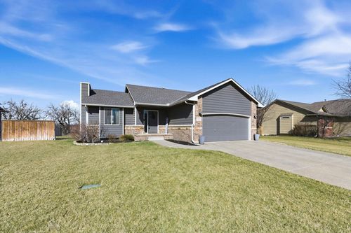 218 W Meadowsweet Ct, Andover, KS, 67002-7593 | Card Image