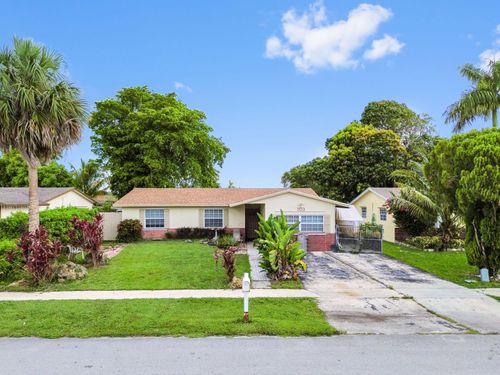 703 Sw 76th Avenue, North Lauderdale, FL, 33068 | Card Image