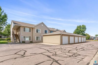 76 - 7121 56th St, Condo with 2 bedrooms, 1 bathrooms and null parking in Sioux Falls SD | Image 1