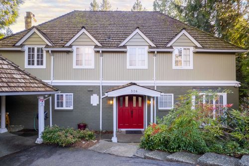 526 Newdale Pl, West Vancouver, BC, V7T1W5 | Card Image