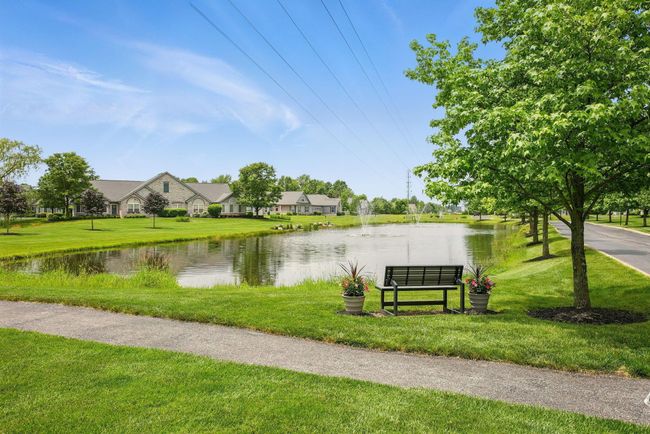 6214 Brickside Dr, Condo with 2 bedrooms, 2 bathrooms and null parking in New Albany OH | Image 28