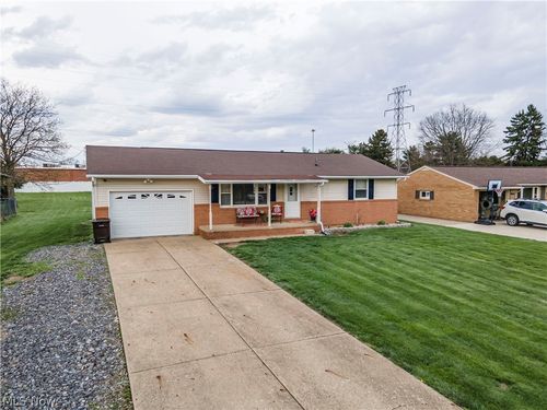 235 32nd St Sw, Canton, OH, 44706-3097 | Card Image