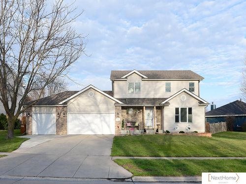 7201 Canyon Rd, Lincoln, NE, 68516-4893 | Card Image