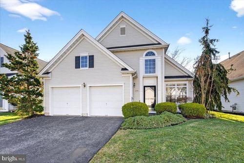 208 Sunflower Ln, PRINCETON JUNCTION, NJ, 08550-2438 | Card Image
