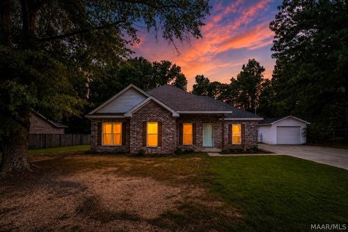 31 Noahs Spur, Wetumpka, AL, 36092-5139 | Card Image