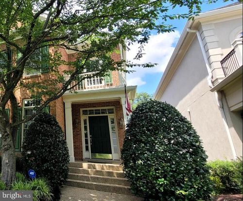 10095 Mccarty Crest Ct, FAIRFAX, VA, 22030-2420 | Card Image