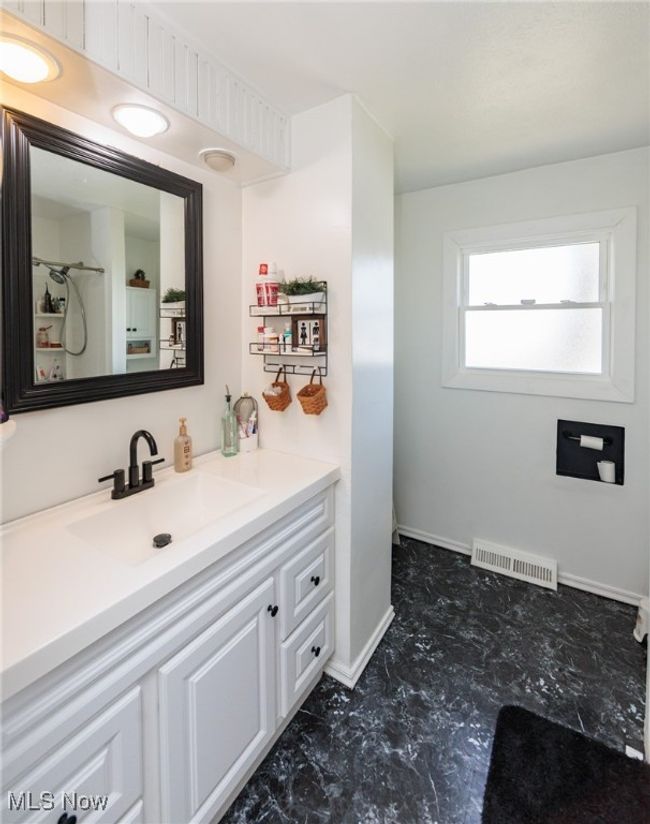 10354 Westwood Rd, House other with 4 bedrooms, 2 bathrooms and null parking in Columbia Station OH | Image 39