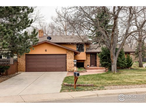 590 Yuma Cir, Boulder, CO, 80303-4012 | Card Image